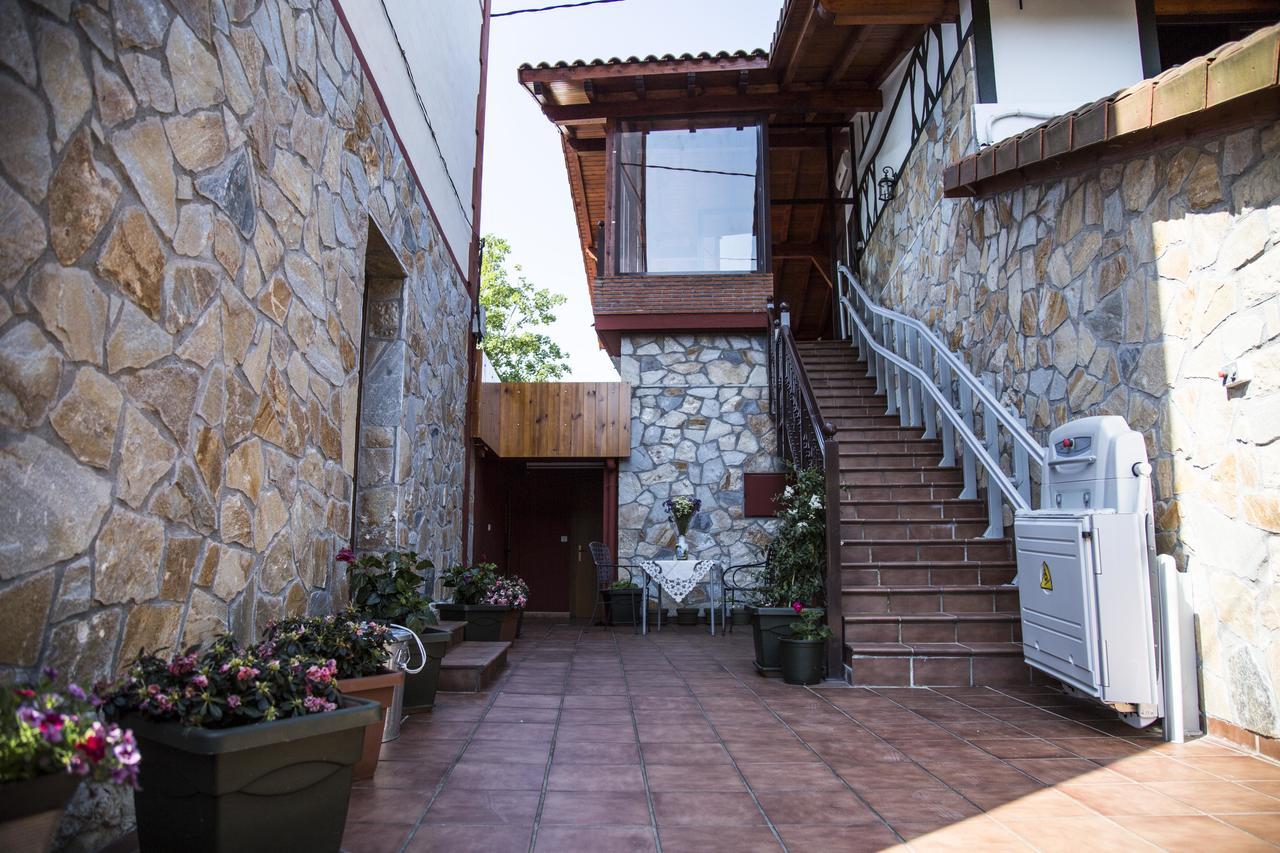 Hotel Marinerune Mungia Exterior foto
